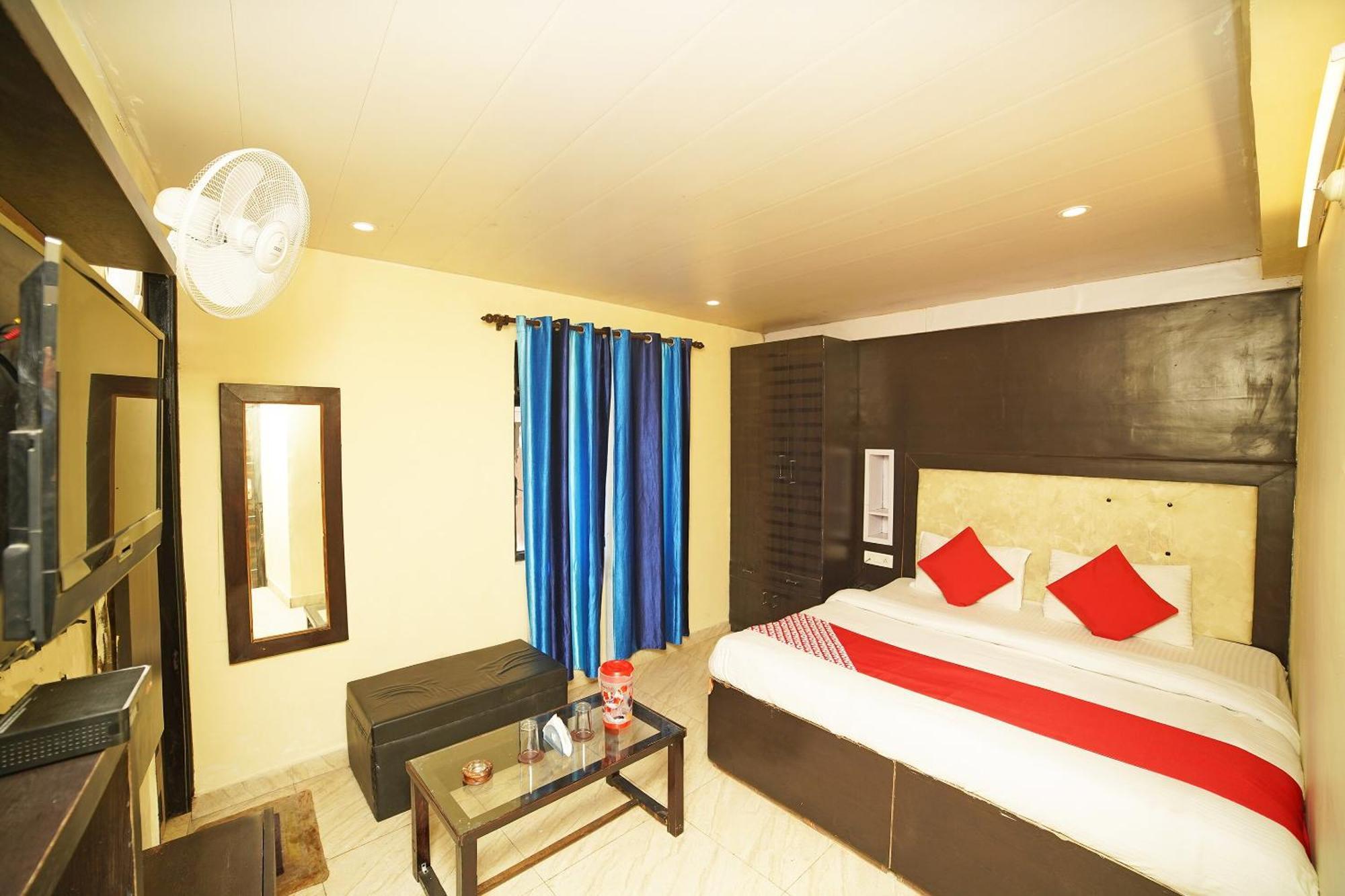 โอโย 8594 โกลเด้น เนสต์ Hotel ไนนิตาล ภายนอก รูปภาพ