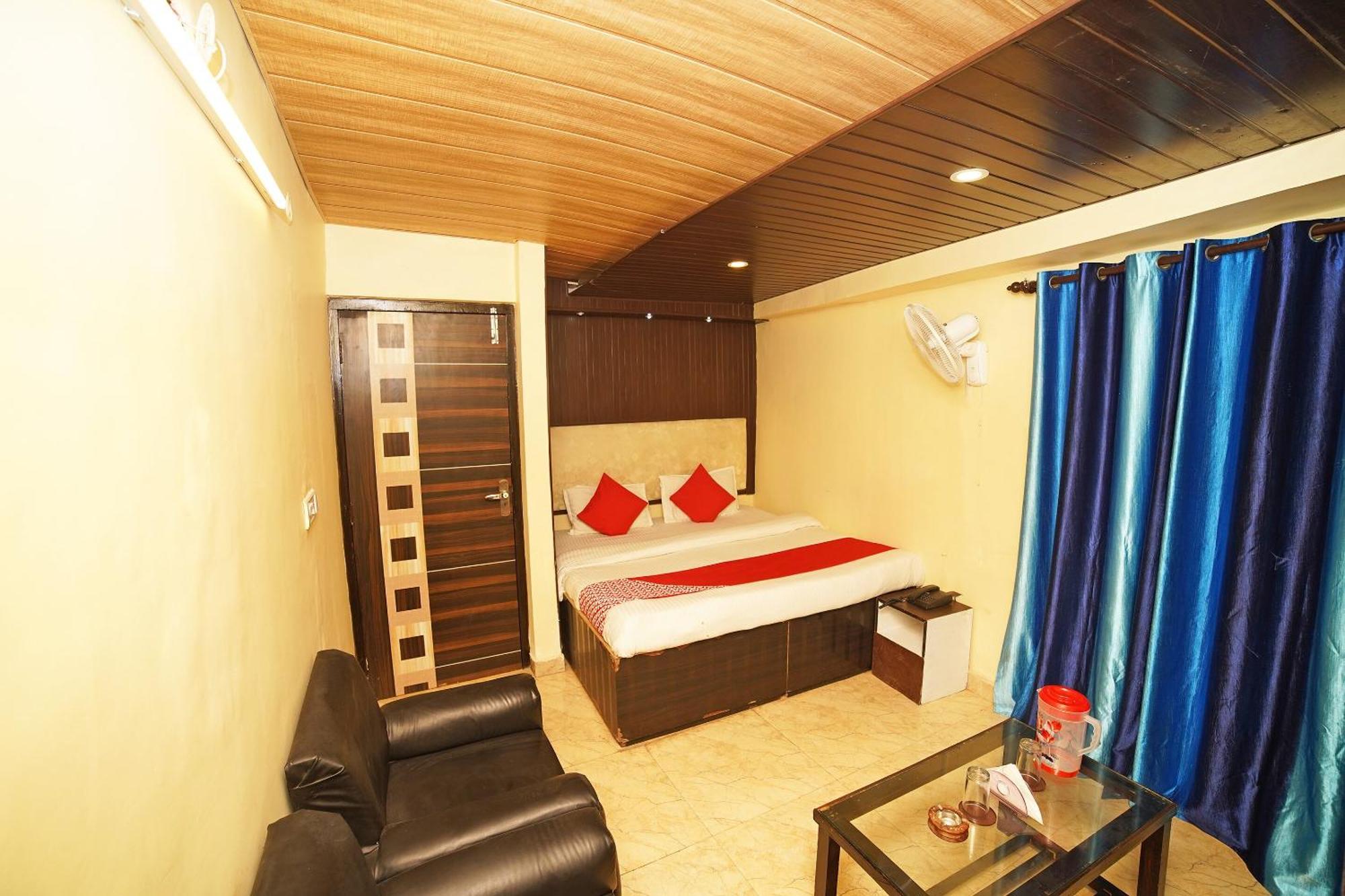โอโย 8594 โกลเด้น เนสต์ Hotel ไนนิตาล ภายนอก รูปภาพ