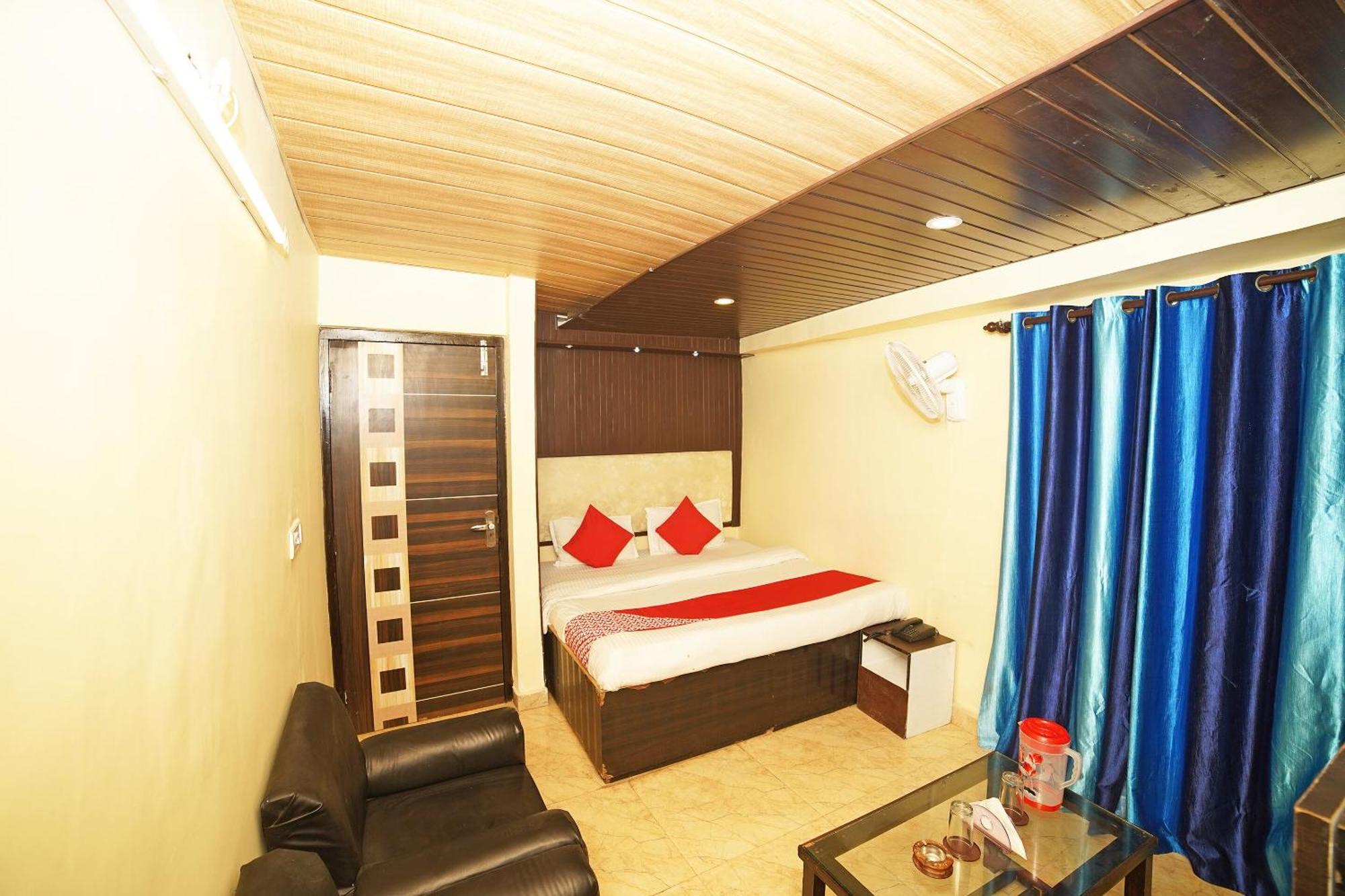 โอโย 8594 โกลเด้น เนสต์ Hotel ไนนิตาล ภายนอก รูปภาพ