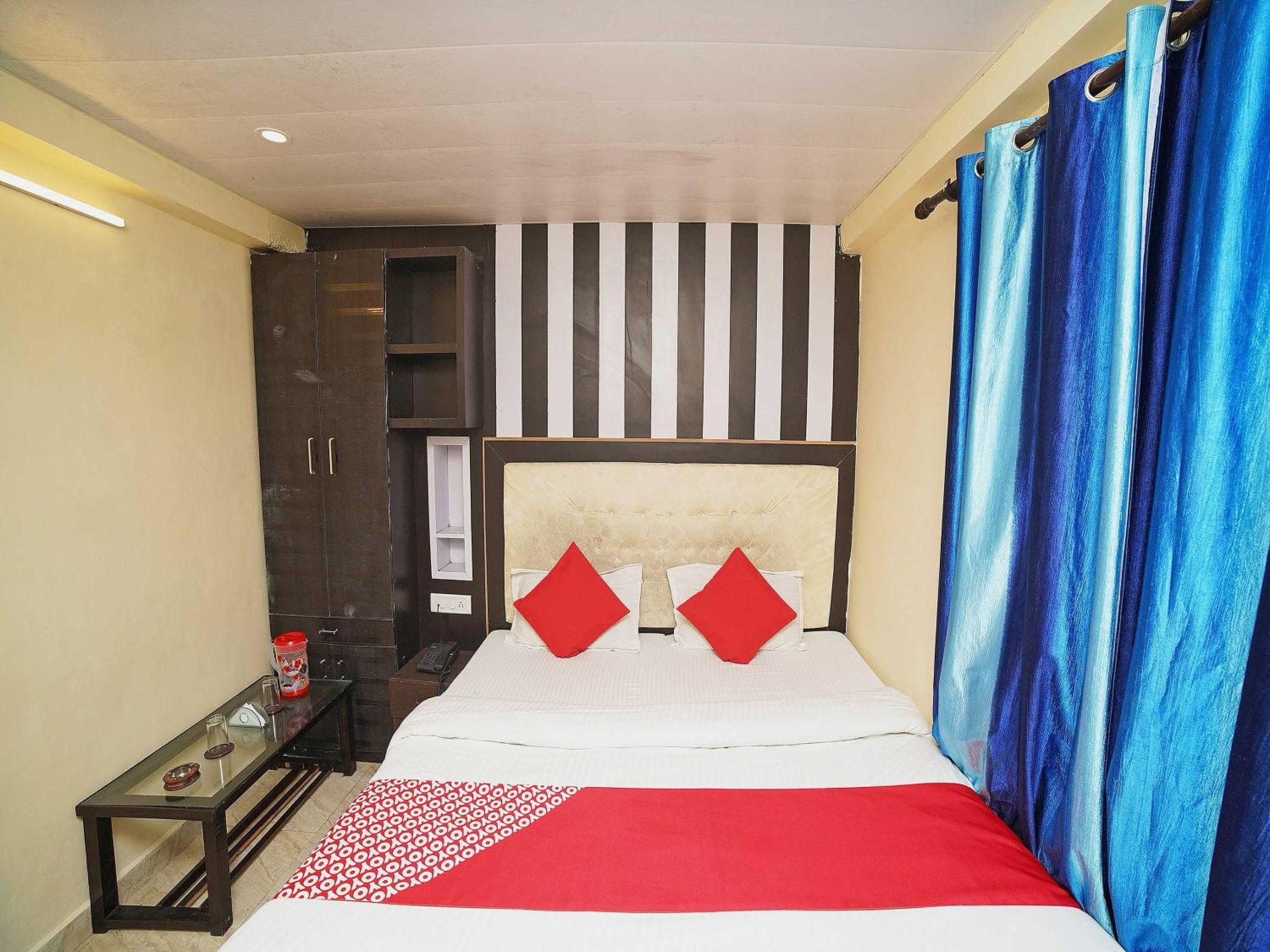 โอโย 8594 โกลเด้น เนสต์ Hotel ไนนิตาล ภายนอก รูปภาพ
